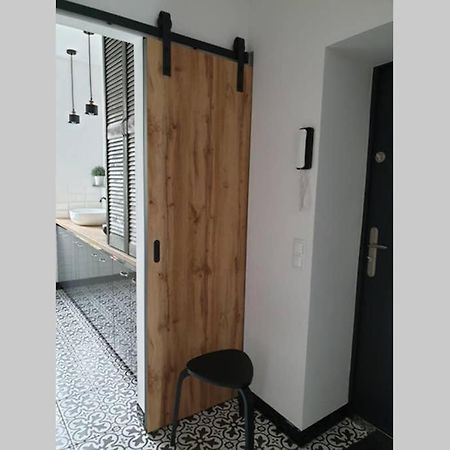 Apartament W Kamienicy Przy Plantach Kalisz Esterno foto