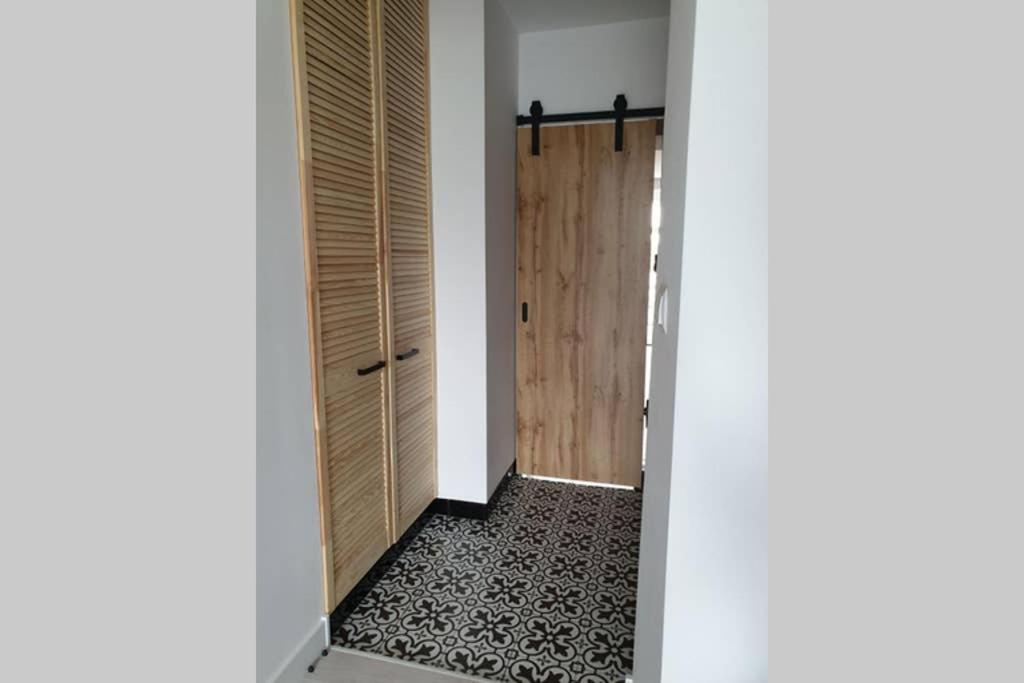 Apartament W Kamienicy Przy Plantach Kalisz Esterno foto